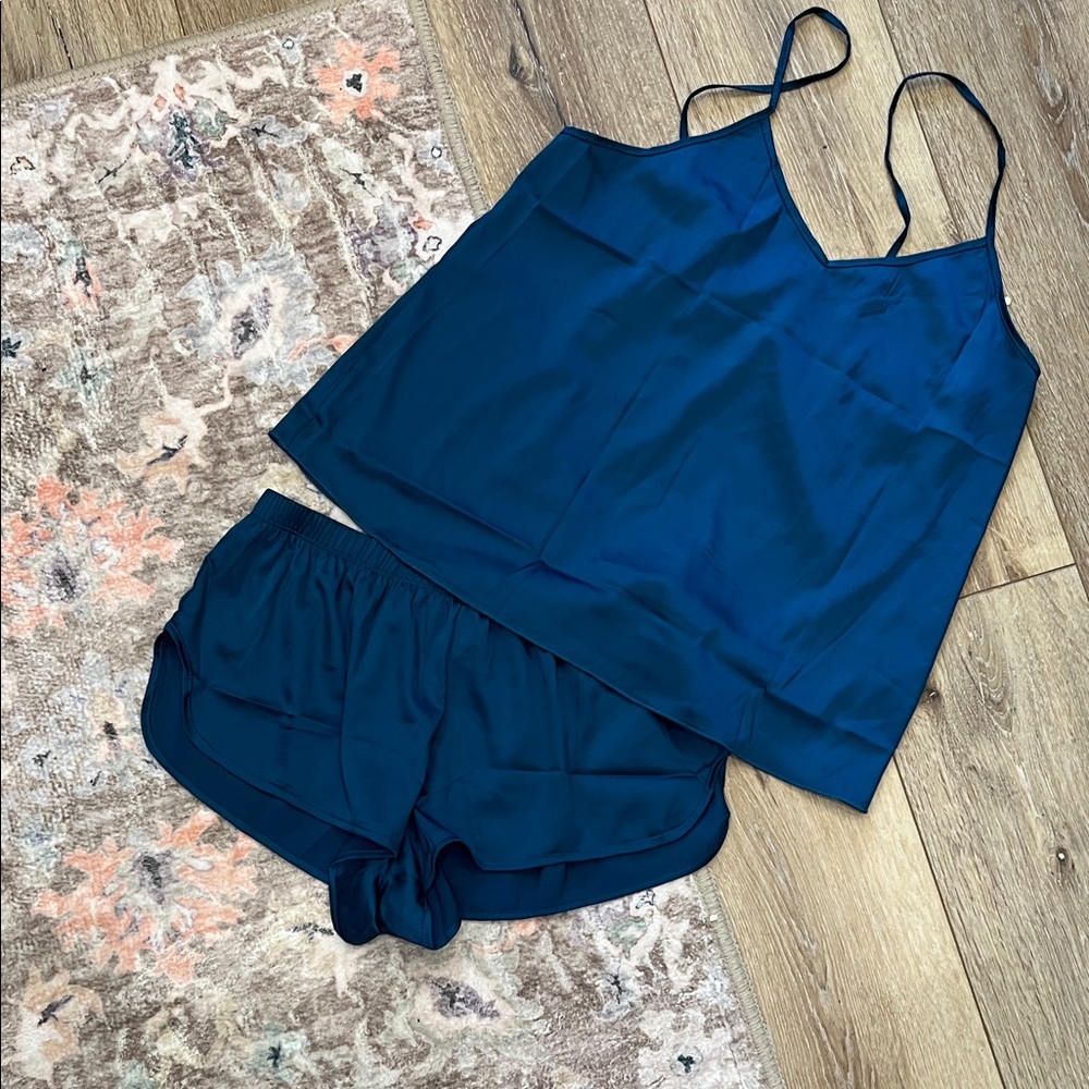 Elegant Teal Women's Silky Sleepwear S